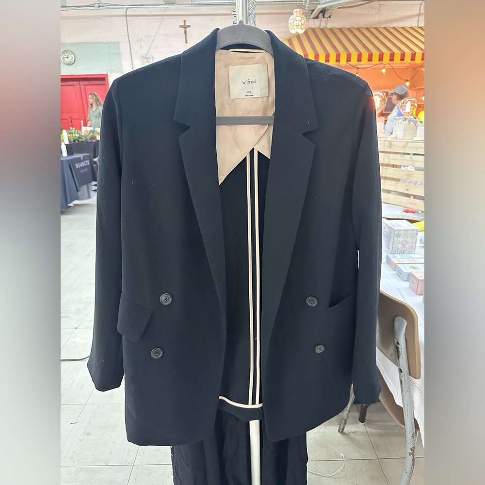 Aritzia Wilfred Blazer Crepe Black XXS